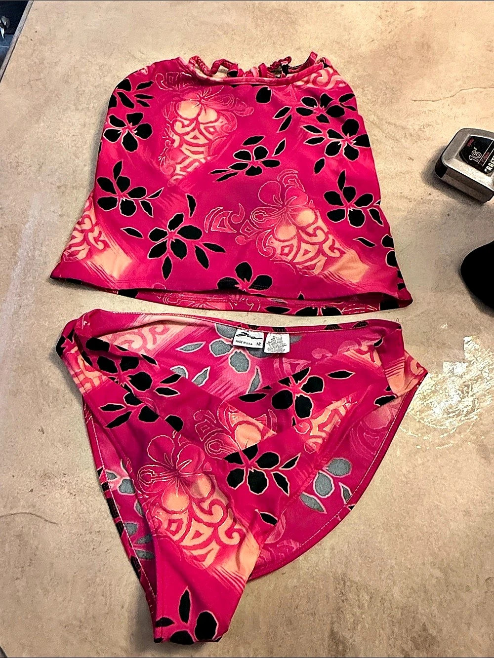 Siam Floral Bikini Set in Pink & Black Sizes top 10/bottom 12